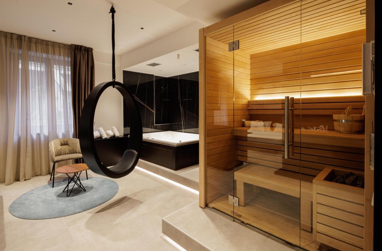 The Corner Duomo Hotel Milan Bagian luar foto