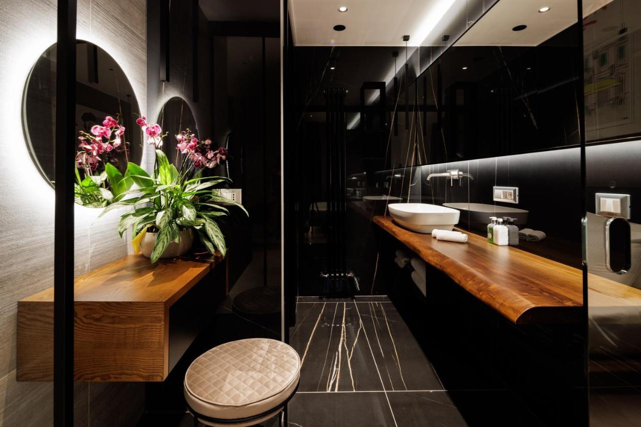 The Corner Duomo Hotel Milan Bagian luar foto
